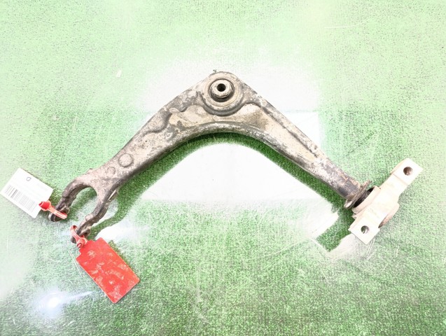 Wahacz zawieszenia przedniego dolny prawy 9663980780 PEUGEOT