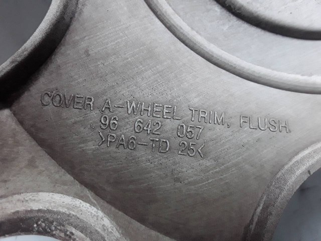 Kupić Kołpak do obręczy koła Chevrolet Spark (Matiz)  M200, M250 w dobrej cenie
