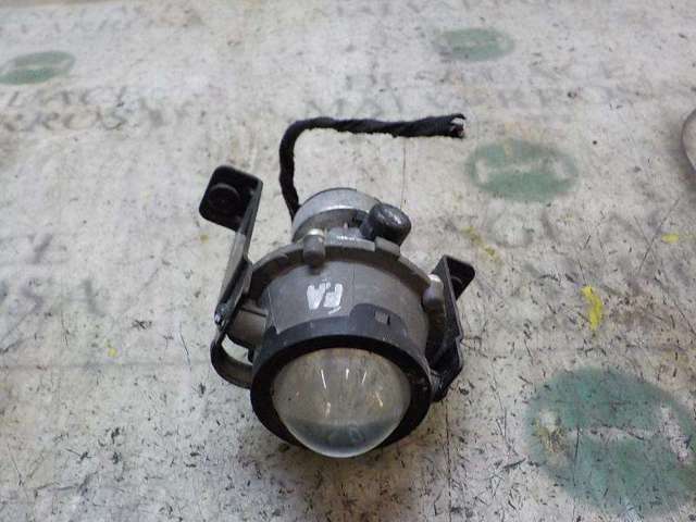 Lampa przeciwmgielna lewa 96644865 GM