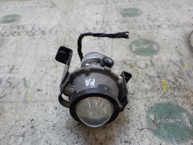 Lampa przeciwmgielna lewa 96644865 GM