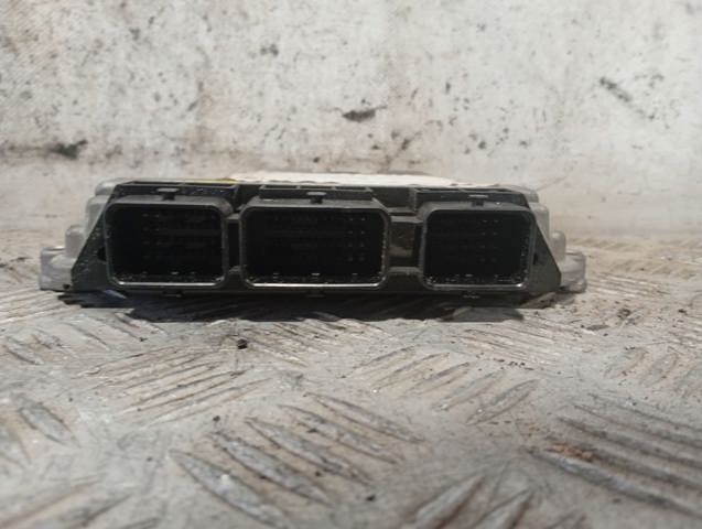 Sterownik silnika 9664843780 PEUGEOT