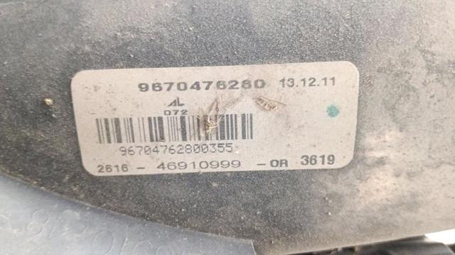 Lampa przeciwmgielna lewa 9670476280 PEUGEOT