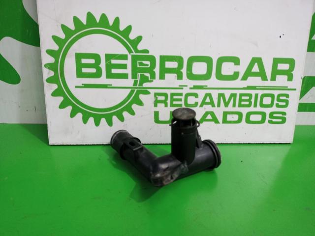 Kołnierz układu chłodzenia (trójnik) Peugeot 508 1 8D