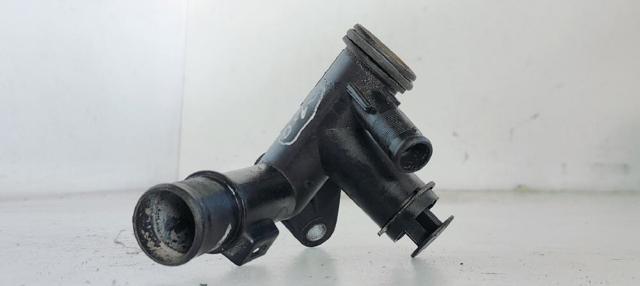 Kołnierz układu chłodzenia (trójnik) Peugeot 508 1 8D