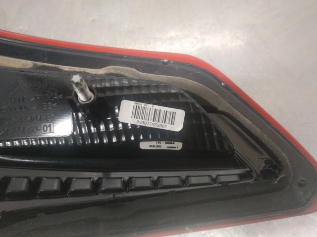 Lampa zespolona tylna prawa wewnętrzna 9672155480 PEUGEOT