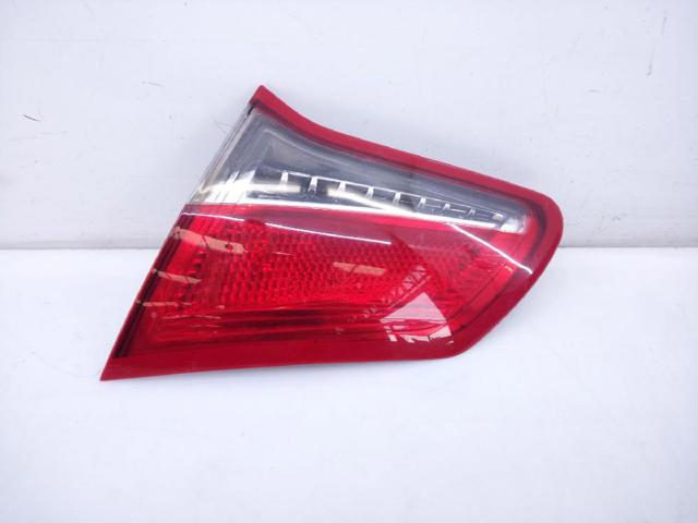 Lampa zespolona tylna prawa wewnętrzna 967215548001 PEUGEOT