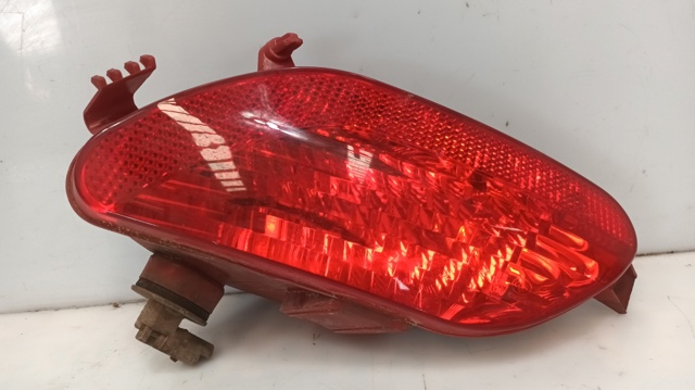 Przednia lampa przeciwmgielna tylna lewa 9672489880 PEUGEOT