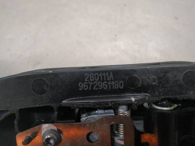 Klamka drzwi prawych przednia/tylna zewnętrzna 9672961180 PEUGEOT