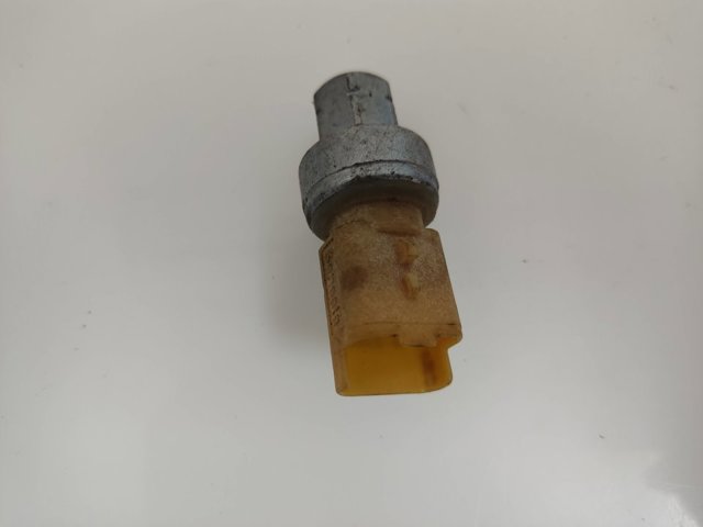 Czujnik ciśnienia bezwzględnego klimatyzacji 9673006380 OPEL