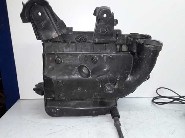 Obudowa filtra powietrza 9673061080 PEUGEOT