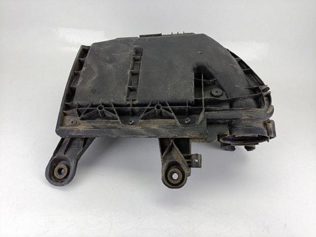 Obudowa filtra powietrza 9673061080 PEUGEOT