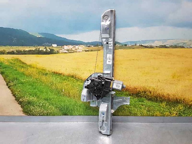 Mechanizm podnoszenia szyby drzwi przednich prawych 9673154380 PEUGEOT