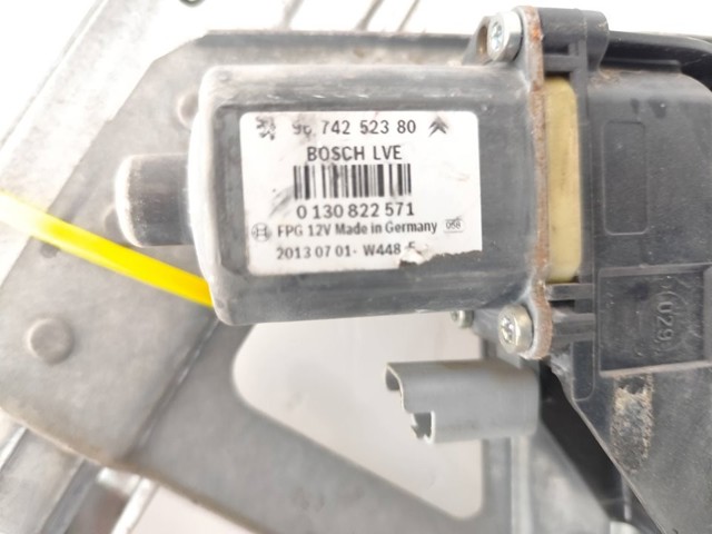 Mechanizm podnoszenia szyby drzwi przednich prawych 9673155180 PEUGEOT