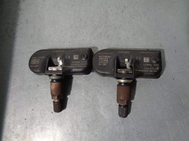Czujnik ciśnienia w oponach 9673198580 PEUGEOT