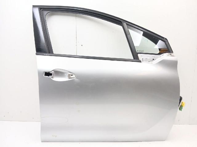 Drzwi przednie prawe 9673558480 PEUGEOT