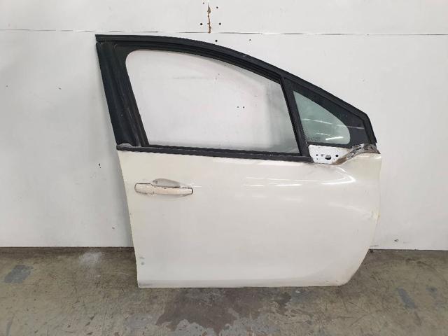 Drzwi przednie prawe 9673558480 PEUGEOT