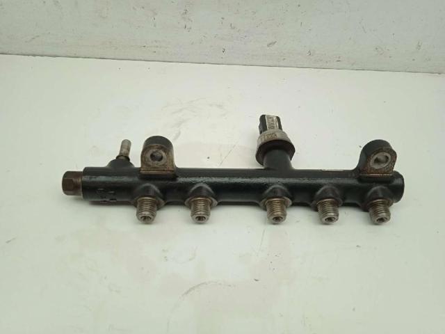 Rozdzielacz paliwa 9674300080 FORD