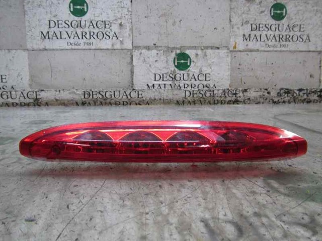 Lampa stop tylna dodatkowa 9674309080 PEUGEOT