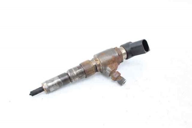 Wtryskiwacz paliwa 9674973080 VOLVO