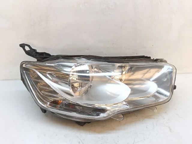 Reflektor prawy 9675139980 PEUGEOT