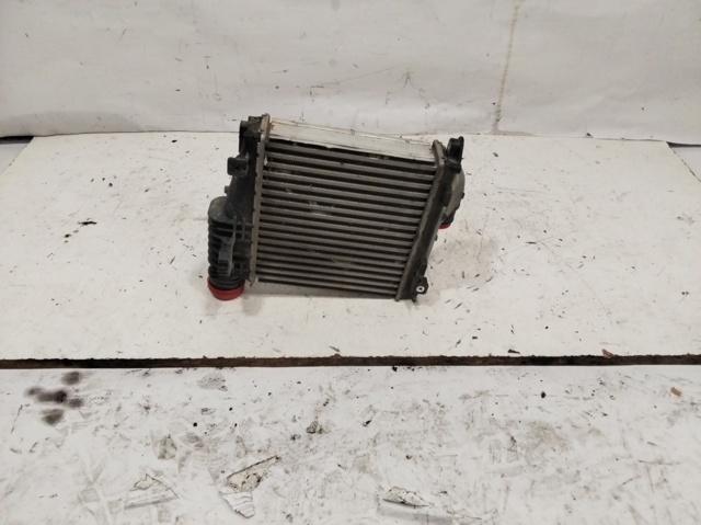 Chłodnica intercoolera 9675627980 PEUGEOT