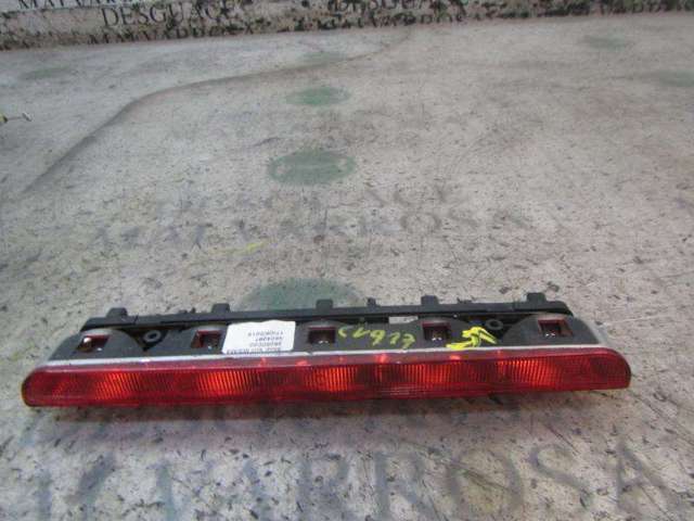 Lampa stop tylna dodatkowa 9675807280 PEUGEOT