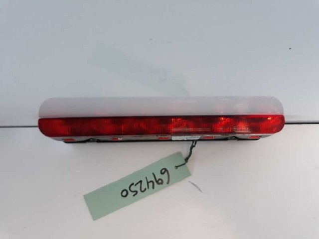 Lampa stop tylna dodatkowa 9675807280 PEUGEOT