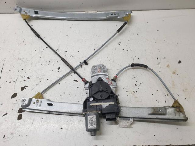 Mechanizm podnoszenia szyby drzwi przednich prawych 9675898980 PEUGEOT
