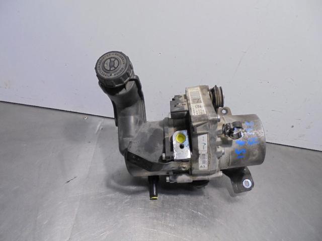 Pompa wspomagania hydraulicznego kierownicy 9676154180 PEUGEOT