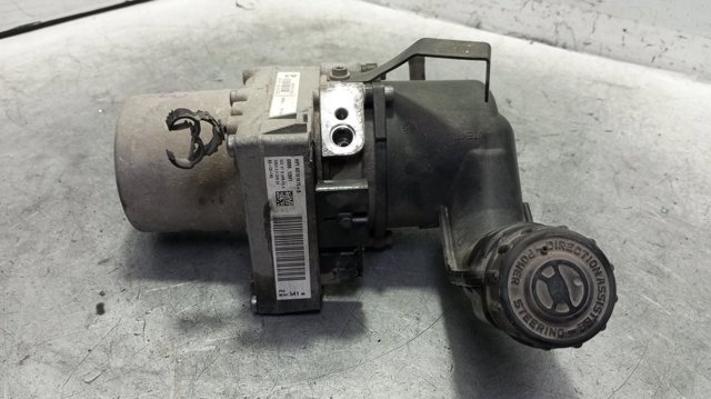 Pompa wspomagania hydraulicznego kierownicy 9676154180 PEUGEOT