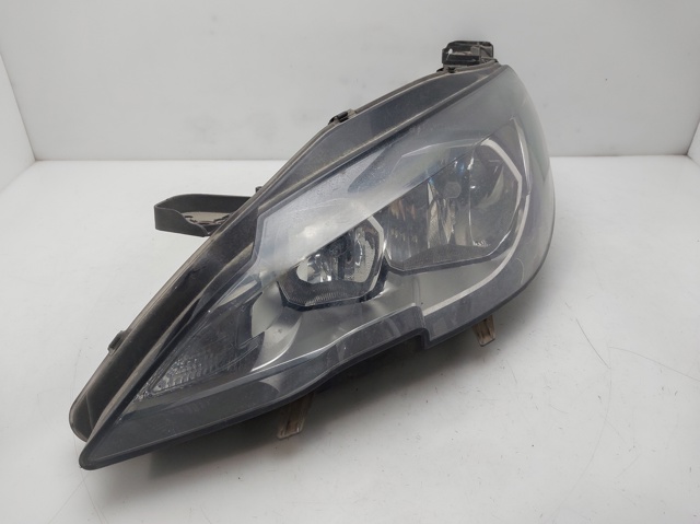 Reflektor lewy 9677523080 PEUGEOT