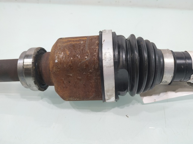 Półoś napędowa przednia prawa 9677570880 PEUGEOT