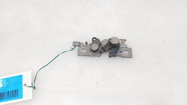Zamek maski 9677850980 PEUGEOT
