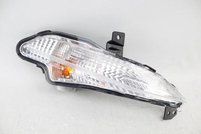 Kierunkowskaz prawy do Peugeot 408