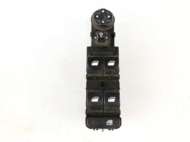 Panel przyciskowy sterowania podnośnikiem szyby przedni lewy 96788264ZD OPEL