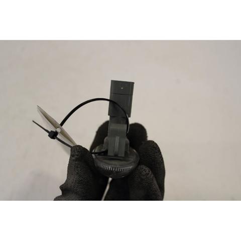 Powtarzacz kierunkowskazu na błotniku 9680057480 PEUGEOT