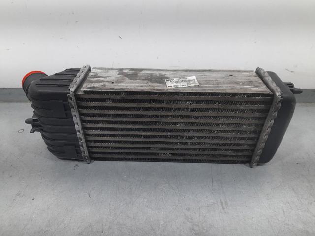 Chłodnica intercoolera 9680275480 PEUGEOT