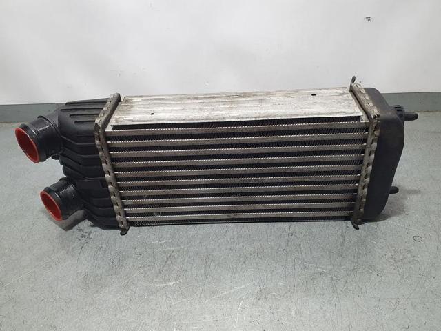 Chłodnica intercoolera 9680275480 PEUGEOT