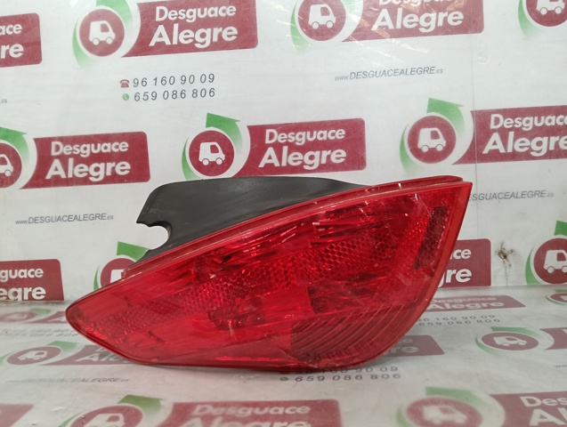Lampa tylna Peugeot 308