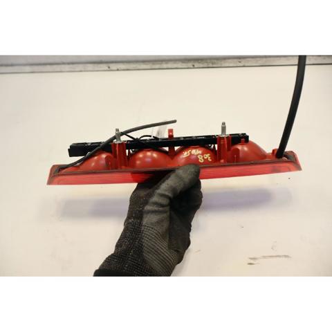Lampa stop tylna dodatkowa 9680426580 PEUGEOT