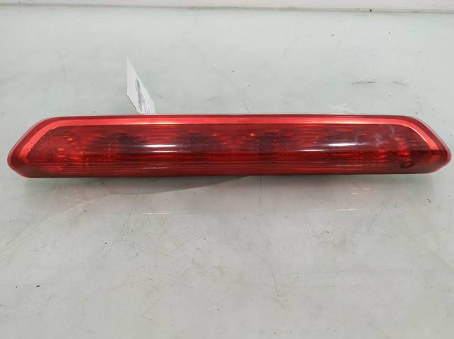 Lampa stop tylna dodatkowa 9680426580 PEUGEOT