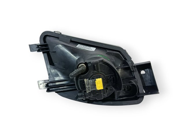 Lampa przeciwmgielna prawa 9680498880 PEUGEOT