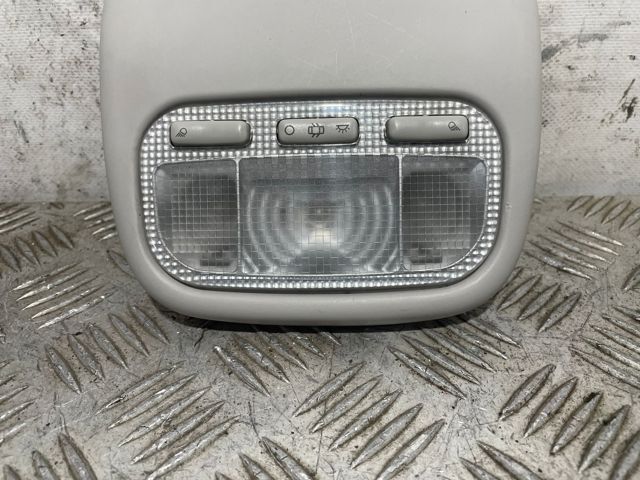 Lampka oświetlenia kabiny tylna 9680713880 PEUGEOT