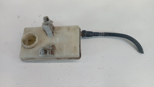 Zbiorniczek głównego cylindra hamulcowego (płynu hamulcowego) 9680907780 PEUGEOT