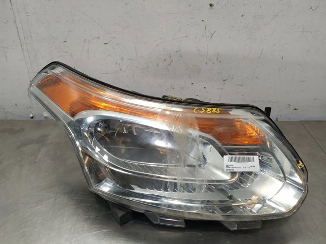 Reflektor prawy 9681806180 PEUGEOT