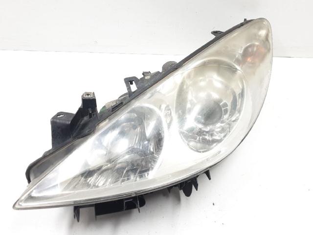 Reflektor lewy 9681834880 PEUGEOT