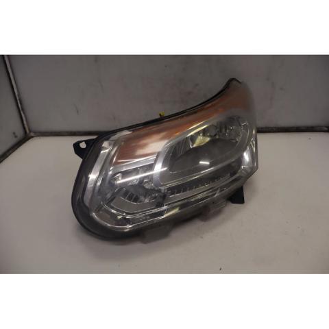 Reflektor lewy 9681873980 PEUGEOT