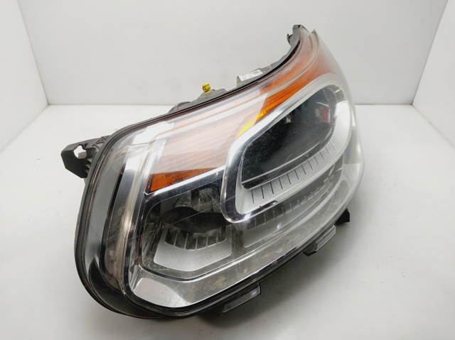 Reflektor lewy 9681873980 PEUGEOT