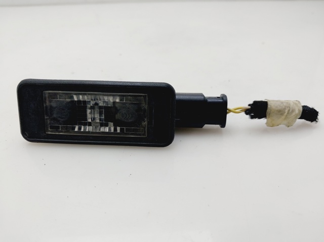 Lampa oświetlenia tylnej tablicy rejestracyjnej 9682403680 PEUGEOT