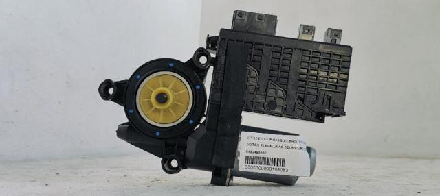 Mechanizm podnoszenia szyby drzwi przednich prawych 9682495580 PEUGEOT